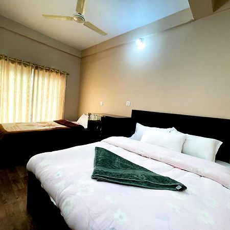 Yuriko Guest House Pokhara Eksteriør billede
